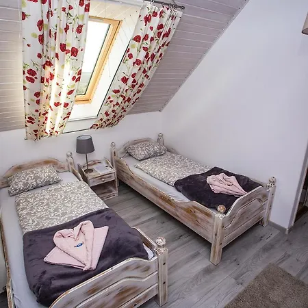 فندق مبيت وإفطار Gyulavezer Lovasbirodalma 3*