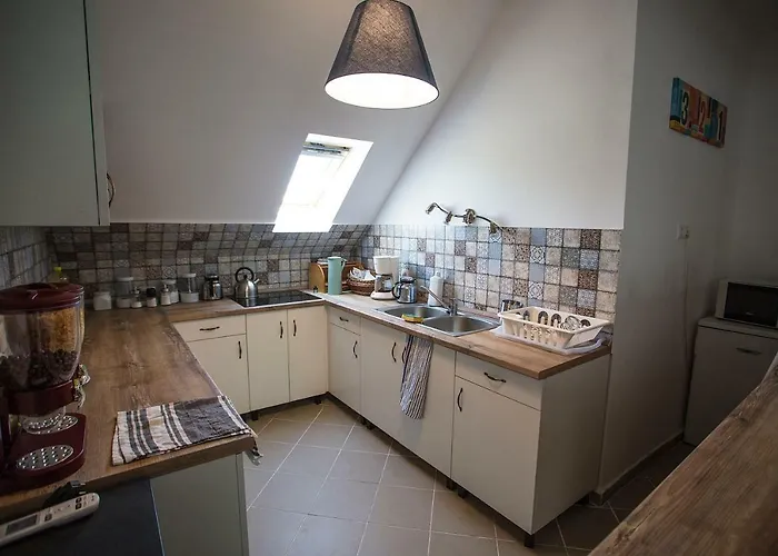 Gyulavezer Lovasbirodalma Bed & Breakfast 3*